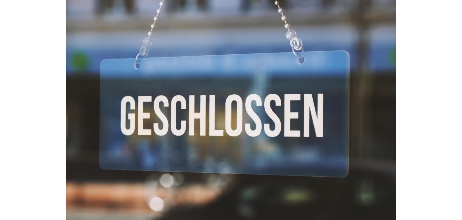 sign geschlossen meaning closed in german